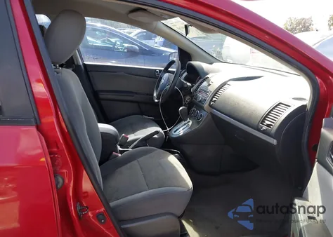 2011 Nissan Sentra 2.0S z USA, uszkodzony, nr VIN 3N1AB6AP7BL677648